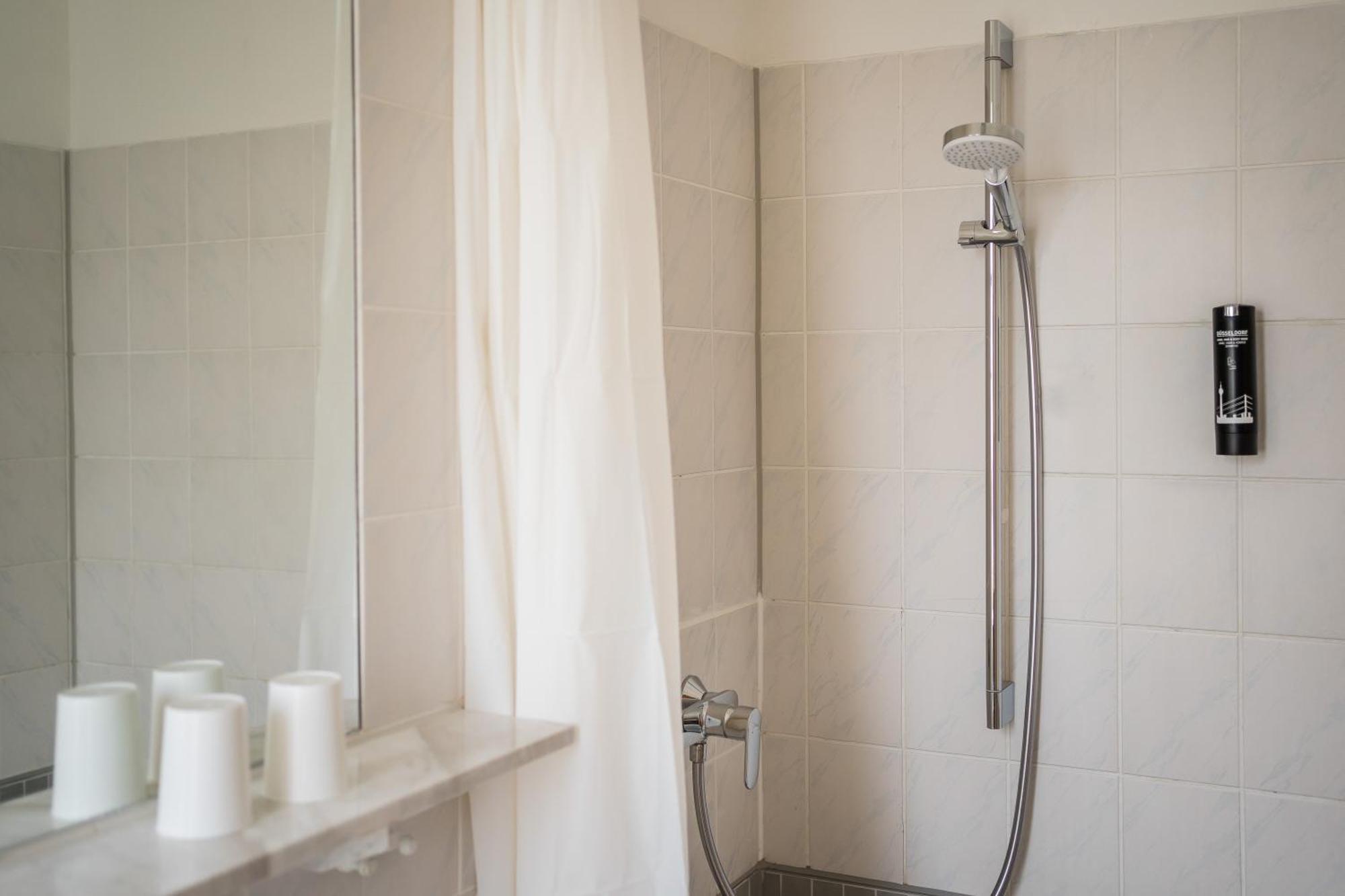 Antares Apartments Dusseldorf Ngoại thất bức ảnh